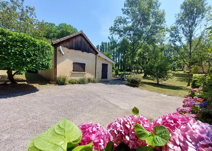 Feriehus La Poussiniere A *